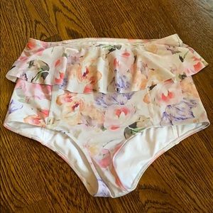 Kortni Jeane bottoms